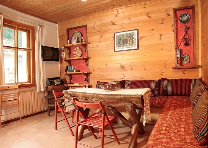 къща край реката - Semesterbostad *